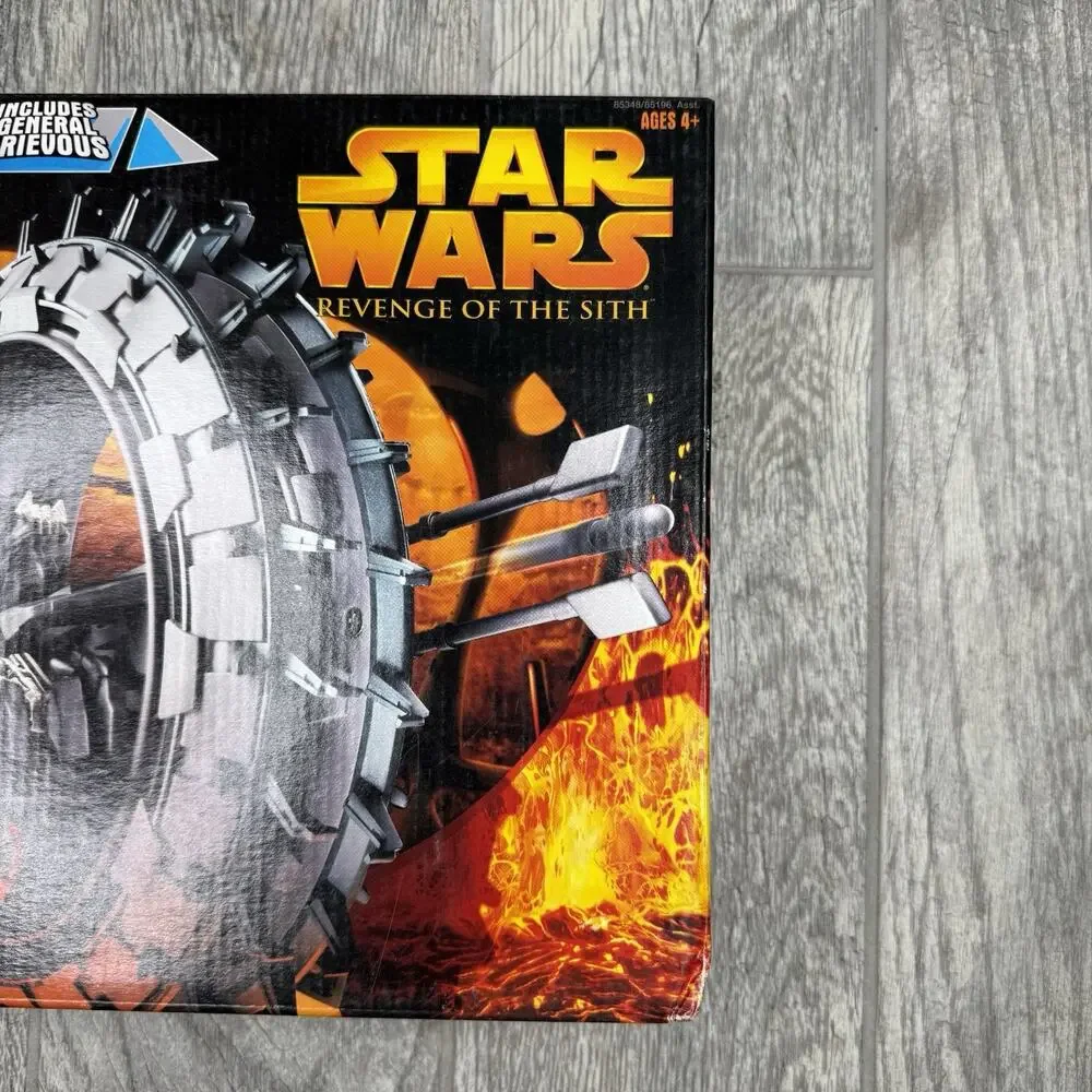SEALED 2005 Star Wars GENERAL GRIEVOUS WHEEL BIKE Hasbro Kenner with Figure NEW